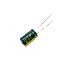 Электролитический конденсатор 820 мкФ, 6.3В