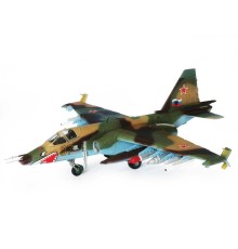 Сборная модель ZVEZDA Советский штурмовик Су-25, 1/72