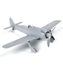 Сборная модель ZVEZDA Немецкий истребитель Фокке-Вульф FW-190A4 (сборка без клея), 1/72