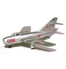 Сборная модель ZVEZDA Советский истребитель МиГ-15, 1/72