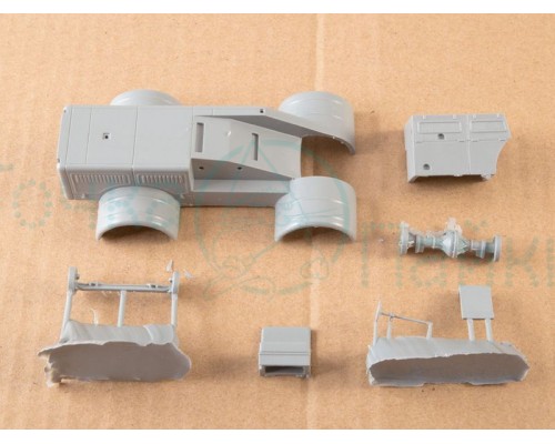 Сборная модель AVD Лаповый снегоуборщик С-4, 1/43